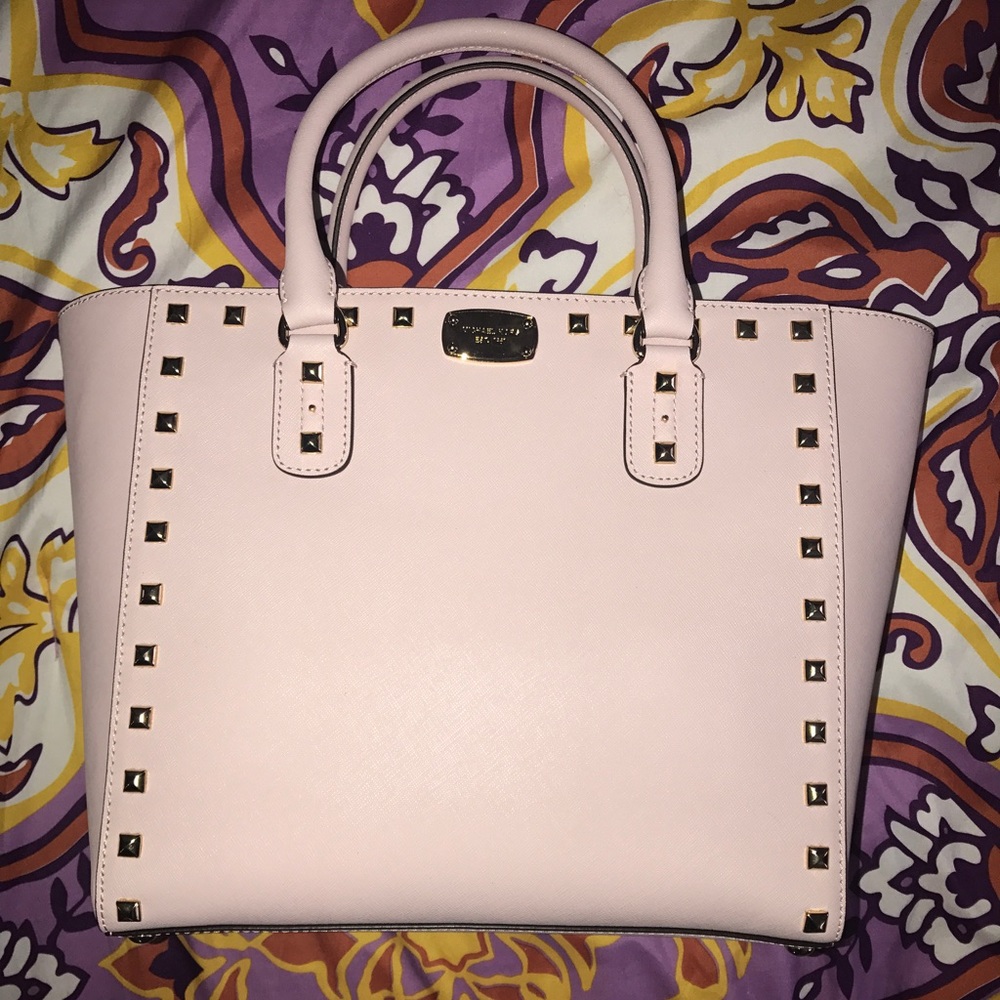 MK Sandrine Stud Large Leather Tote NWT!!!!
